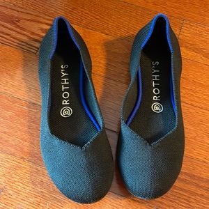 Ladies Rothy’s Size 8